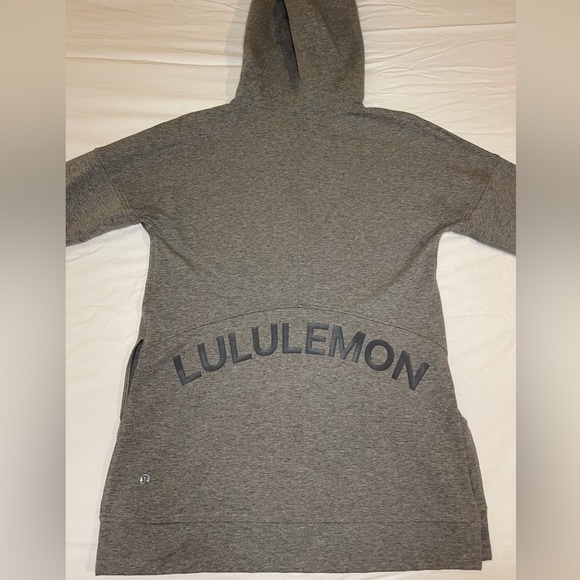 Lululemon Hoodie with Pockets - Picture 1 of 4